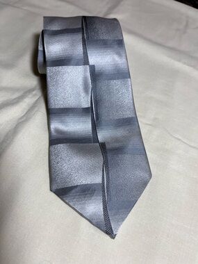 Pierre Cardin Silver Gray Pattern Men's Tie